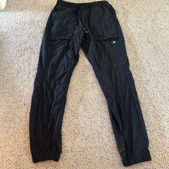 Men’s Fabletics Joggers - Picture 1 of 2